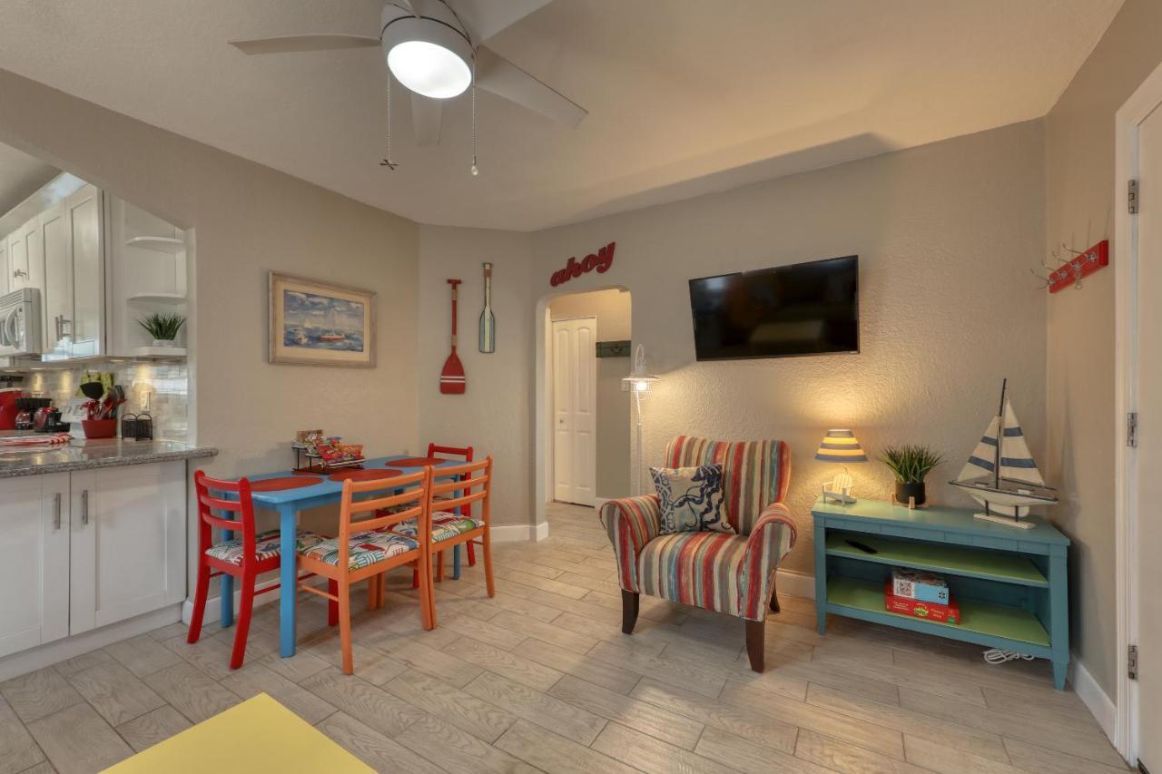 Beachtrail Lodging Clearwater Beach Exterior photo