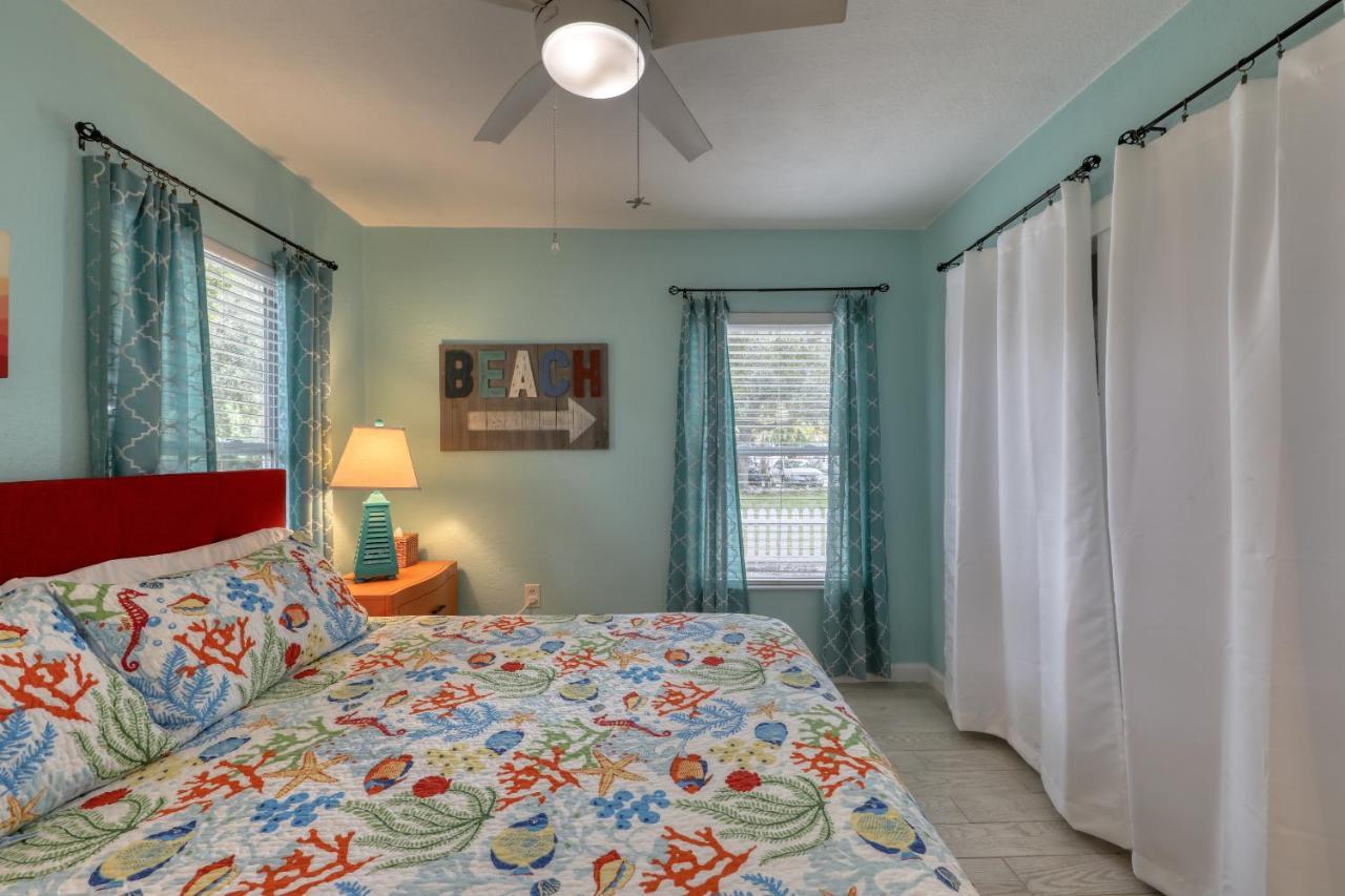 Beachtrail Lodging Clearwater Beach Exterior photo